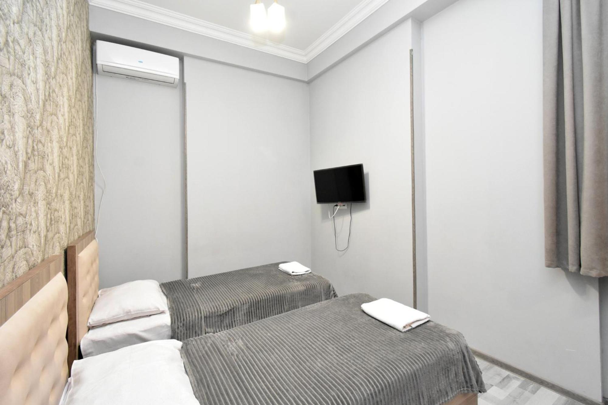 Modern Apartments And Tours Ереван Экстерьер фото
