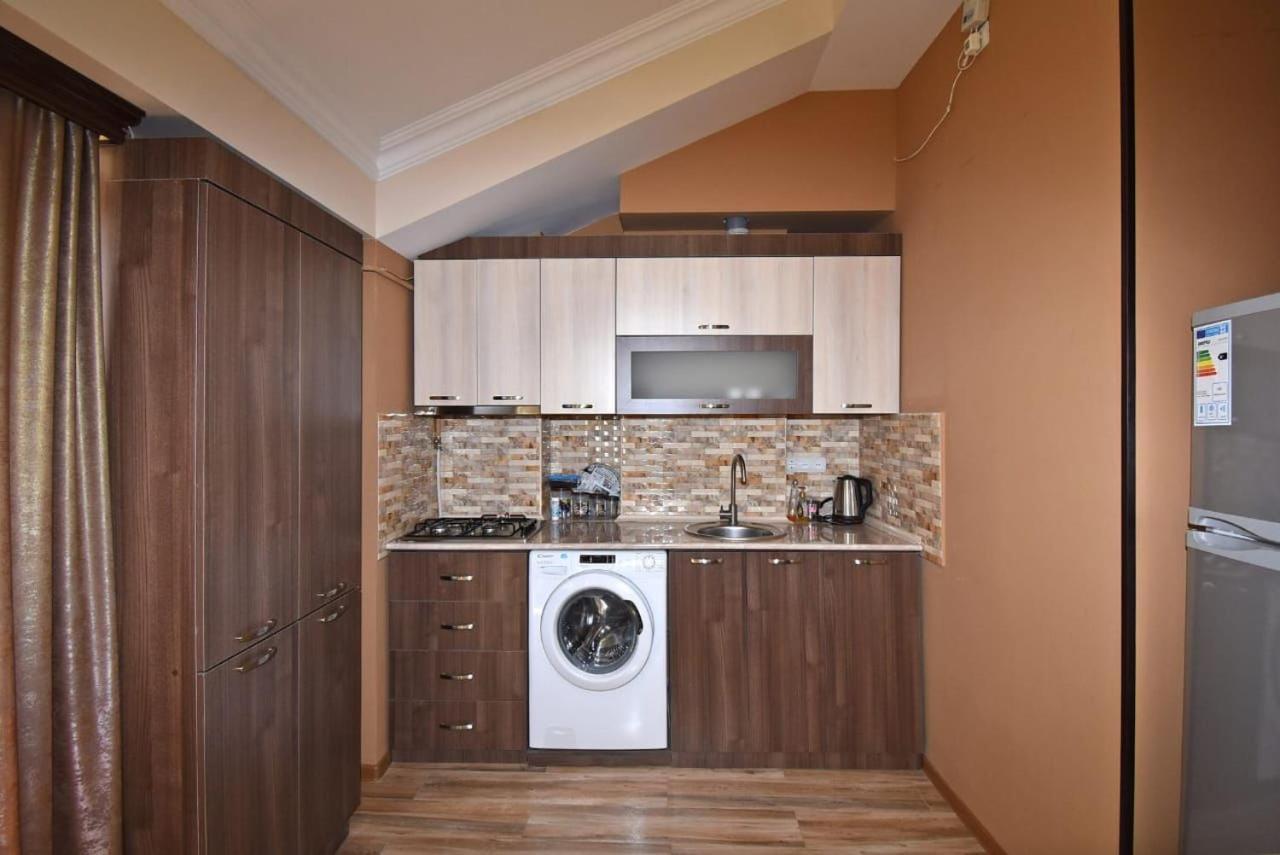 Modern Apartments And Tours Ереван Экстерьер фото