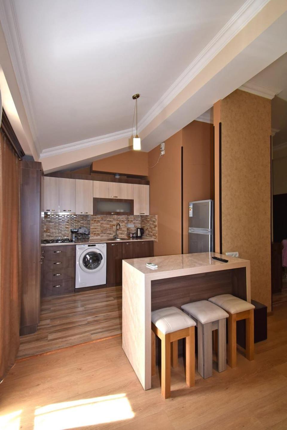 Modern Apartments And Tours Ереван Экстерьер фото
