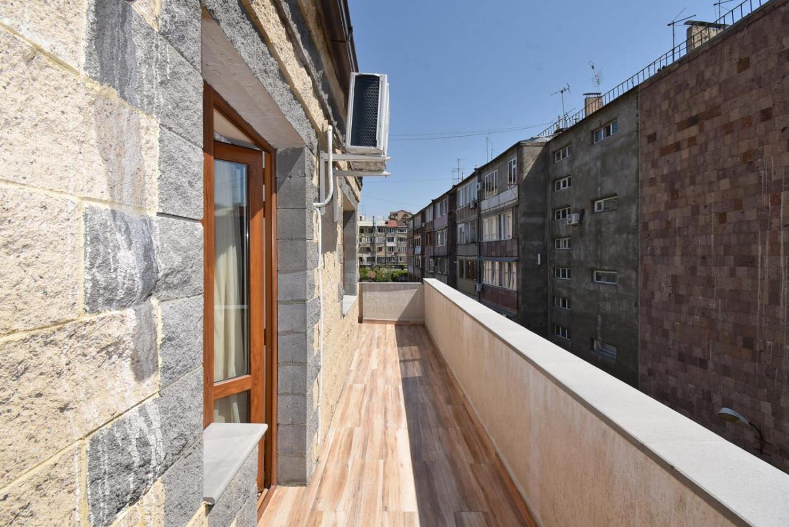 Modern Apartments And Tours Ереван Экстерьер фото