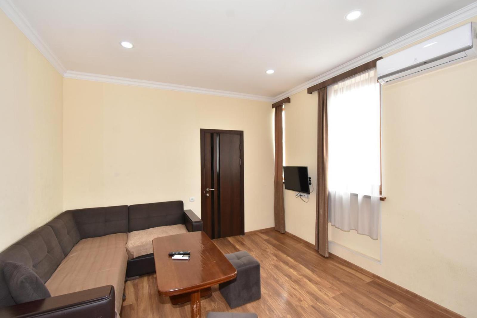 Modern Apartments And Tours Ереван Экстерьер фото