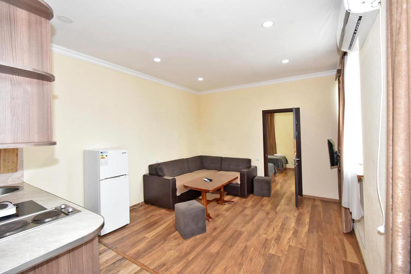 Modern Apartments And Tours Ереван Экстерьер фото
