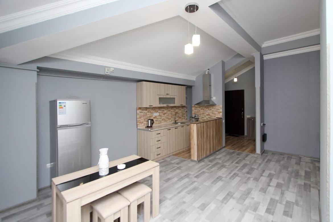 Modern Apartments And Tours Ереван Экстерьер фото
